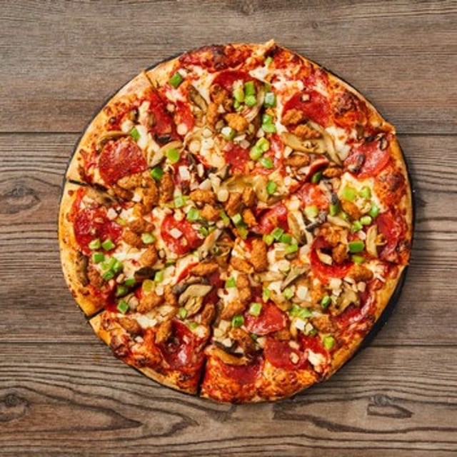 Deluxe Pizza.
